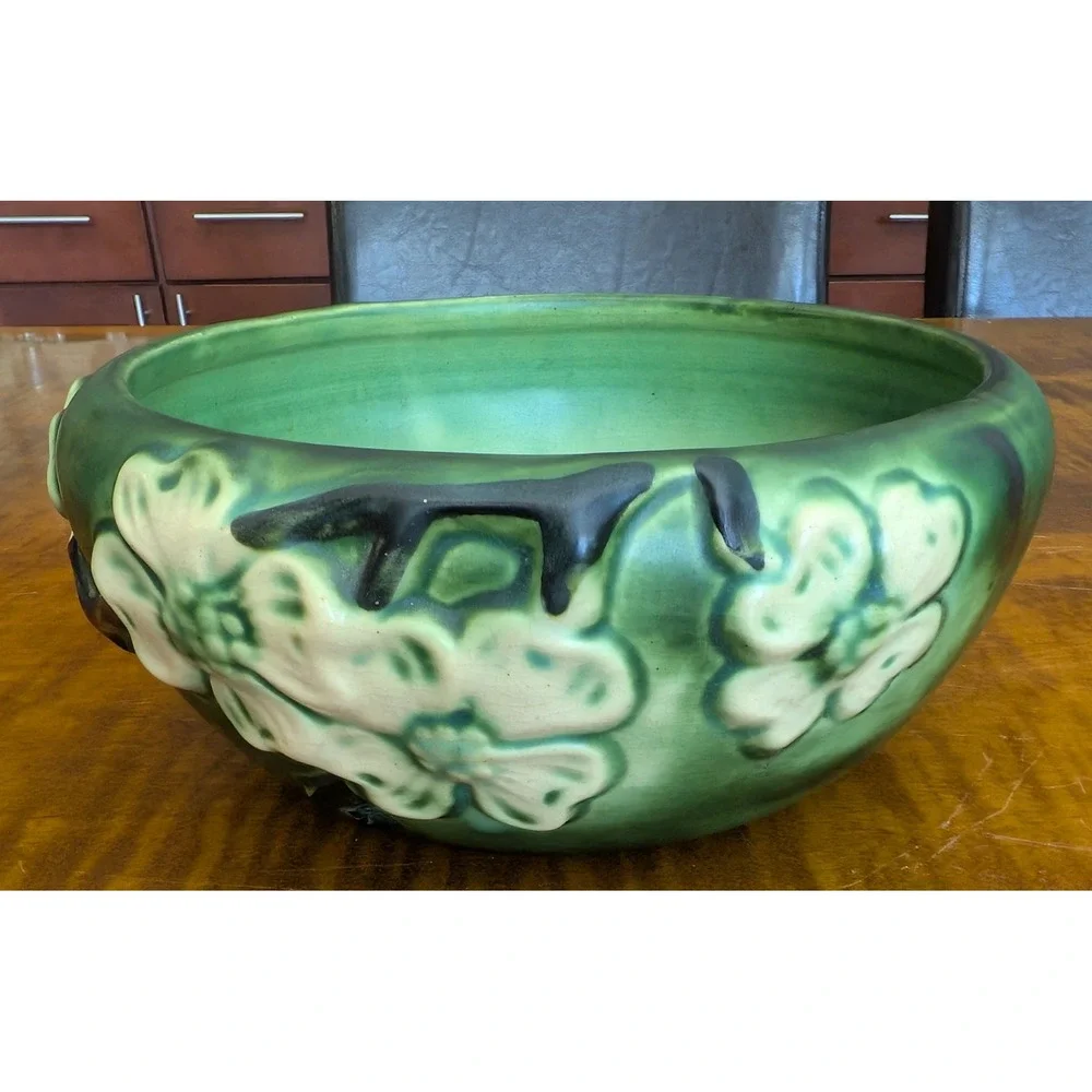 Roseville Pottery Dogwood Green Smooth 1920 Art Pottery Bowl - Picture 4 of 8
